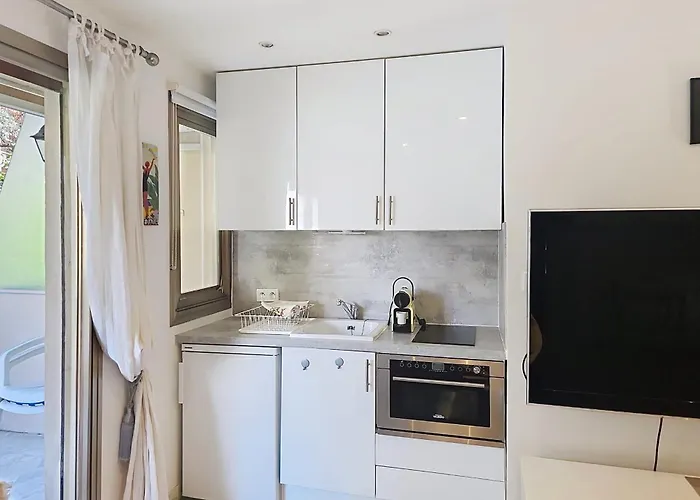 Ahc - Fleuries2 - Grand Terrasse كان