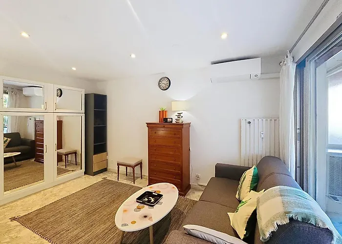 Ahc - Fleuries2 - Grand Terrasse شقة كان